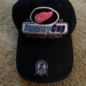 Detroit Red Wings Stanley Cup Champions Hat 2002